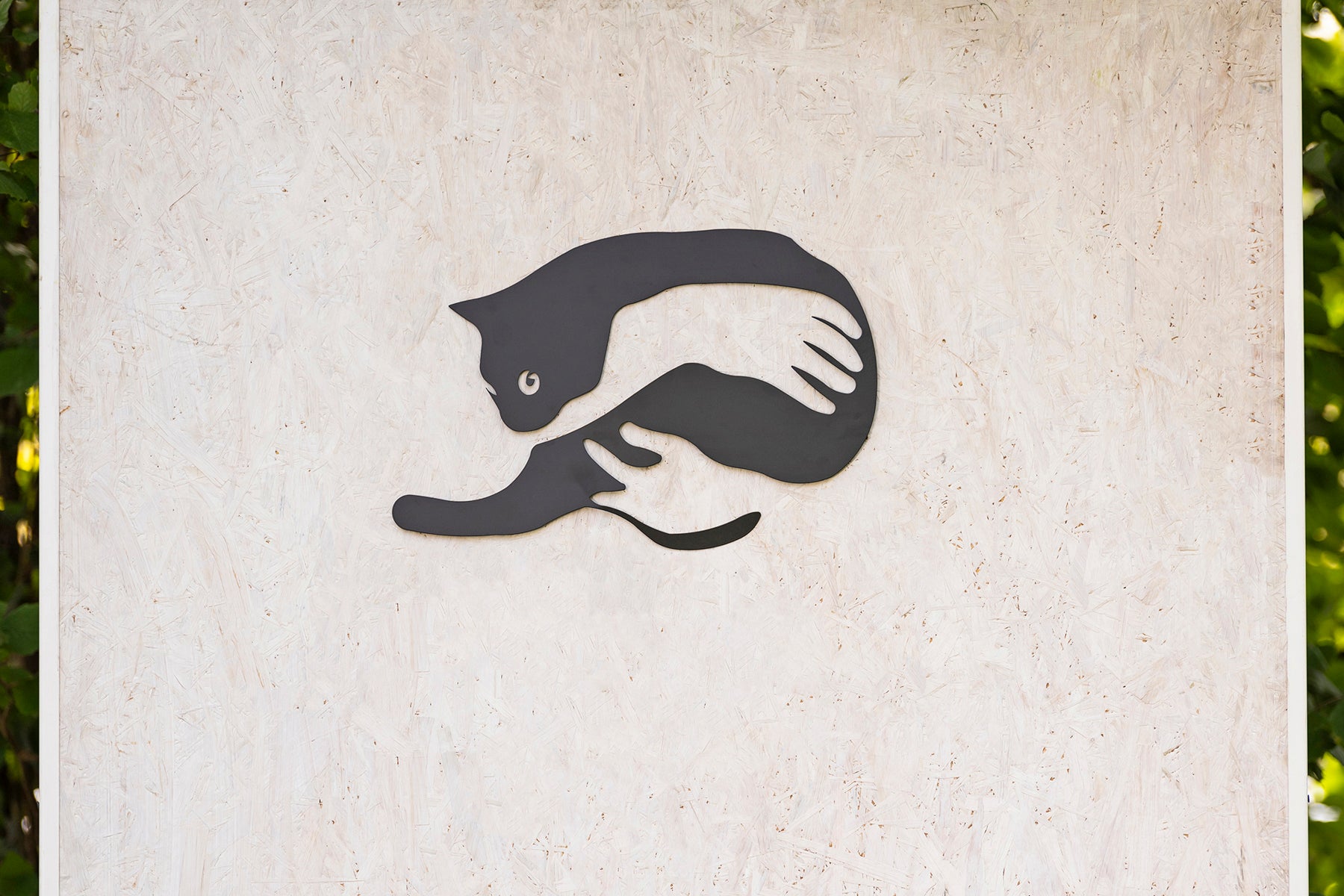 Figur "Katze im Arm"